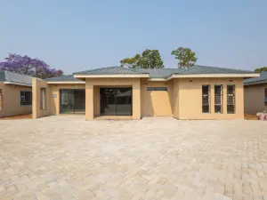 Cottage/Garden Flat for Sale