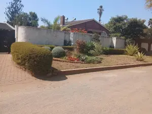 5 Bedroom House to Rent in Gunhill