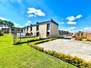 Townhouse/Complex/Cluster to Rent