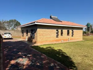 2 Bedroom Cottage/Garden Flat to Rent in Helensvale