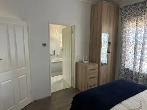 2 Bedroom Cottage/Garden Flat to Rent in Helensvale