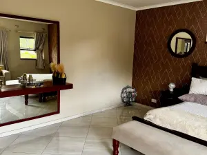 Townhouse/Complex/Cluster to Rent in Ballantyne Park