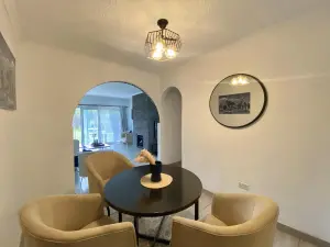 4 Bedroom House to Rent in Marlborough