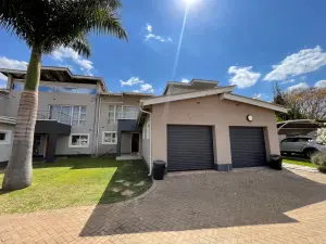 Townhouse/Complex/Cluster for Sale