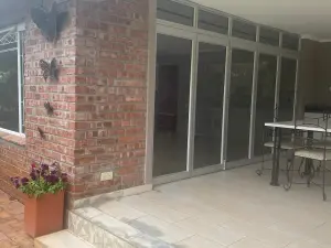 Cottage/Garden Flat to Rent