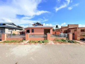 Townhouse/Complex/Cluster for Sale