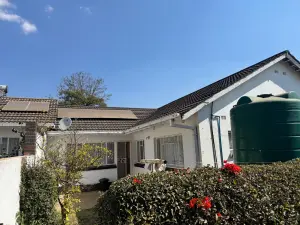 Cottage/Garden Flat for Sale