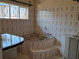 Flat/Apartment to Rent in Marlborough