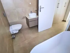Flat/Apartment to Rent in Mount Pleasant