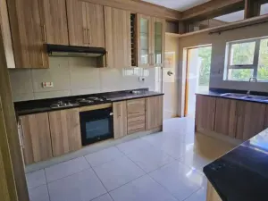 Flat/Apartment to Rent in Helensvale