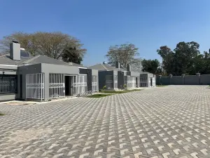 Townhouse/Complex/Cluster to Rent