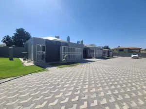 Townhouse/Complex/Cluster to Rent