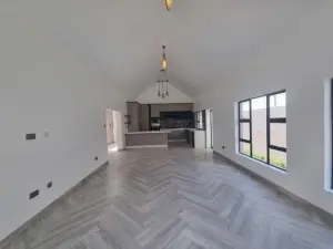 Townhouse/Complex/Cluster to Rent in Mount Pleasant