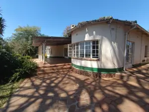 4 Bedroom House to Rent in Glen Forest