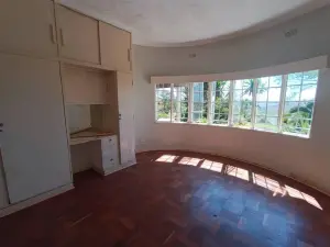 4 Bedroom House to Rent in Glen Forest