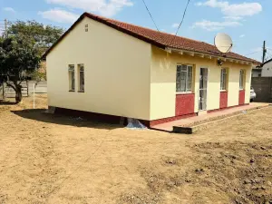3 Bedroom House to Rent in Houghton Park