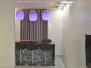 Flat/Apartment to Rent in Avenues