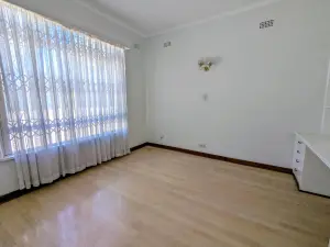 5 Bedroom House to Rent in Alexandra Park
