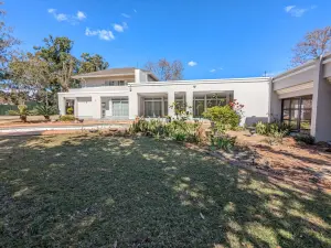 5 Bedroom House to Rent in Alexandra Park