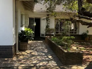 3 Bedroom House to Rent in Alexandra Park