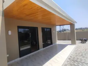 3 Bedroom House to Rent in Greendale