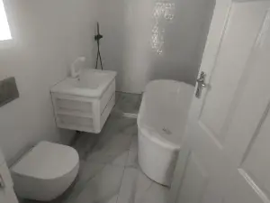 3 Bedroom House to Rent in Greendale