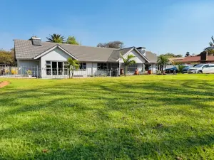 Commercial Property to Rent in Gunhill