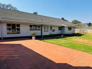 Commercial Property to Rent in Gunhill