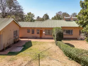 6 Bedroom House to Rent in Mount Pleasant