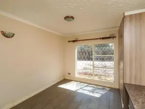 6 Bedroom House to Rent in Mount Pleasant