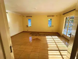 5 Bedroom House to Rent in Chadcombe