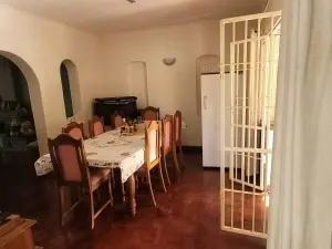 4 Bedroom House to Rent in Greendale