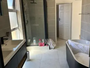 Flat/Apartment to Rent in Carrick Creagh Estate