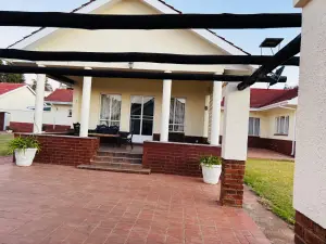 7 Bedroom House to Rent in Quinnington