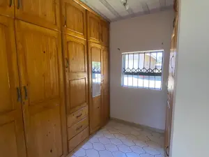 4 Bedroom House to Rent in Borrowdale West