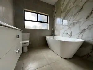 6 Bedroom House to Rent in Kambanji