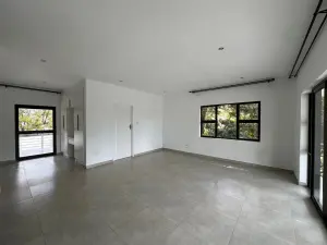 6 Bedroom House to Rent in Kambanji