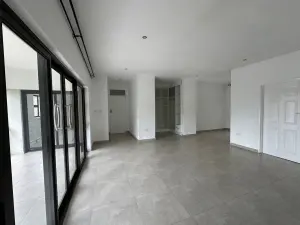6 Bedroom House to Rent in Kambanji