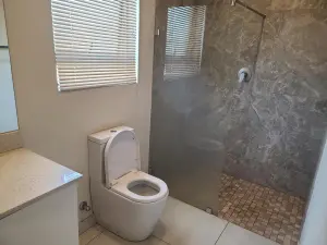 Flat/Apartment to Rent in Avondale