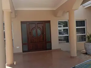 4 Bedroom House to Rent in Borrowdale Brooke
