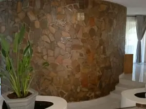 5 Bedroom House to Rent in Helensvale