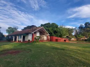 4 Bedroom House to Rent in Greendale North