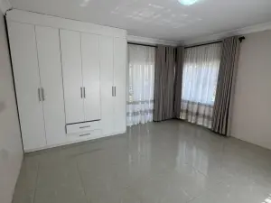 4 Bedroom House to Rent in Borrowdale Brooke