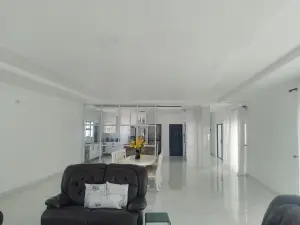 4 Bedroom House to Rent in Pomona