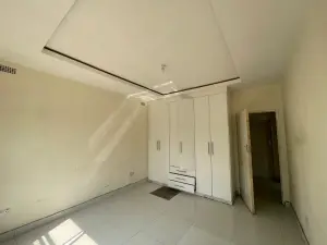 Flat/Apartment to Rent in Greendale