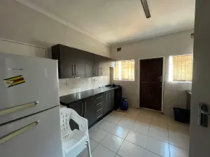 Commercial Property to Rent in Highlands
