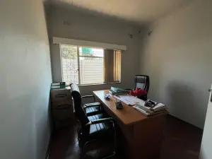 Commercial Property to Rent in Highlands