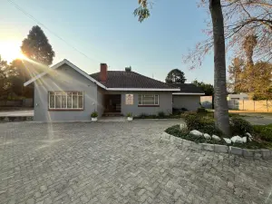 Commercial Property to Rent in Highlands