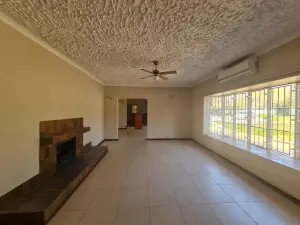 4 Bedroom House to Rent in Mount Pleasant