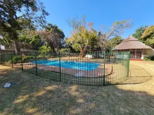 4 Bedroom House to Rent in Mount Pleasant